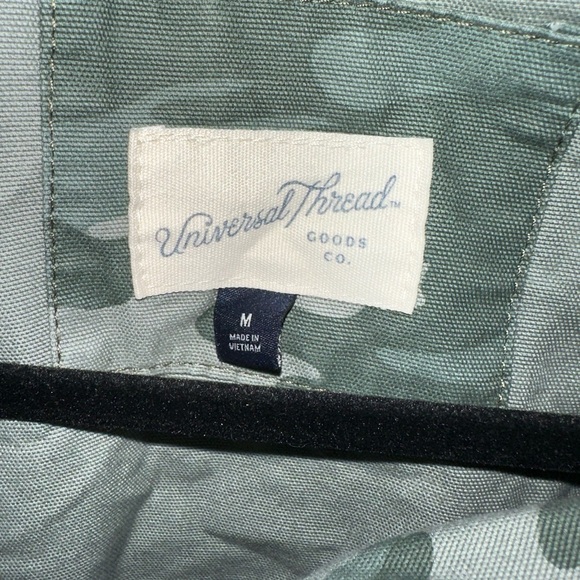 Women’s Universal Thread Camo Jacket (SIZE MEDIUM WOMEN’S) | USED / WORN LIGHTLY - Picture 6 of 10